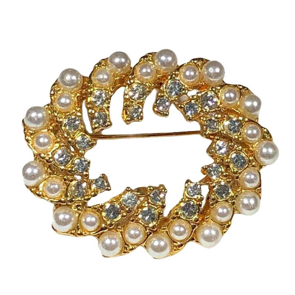 Vintage pearl crystal